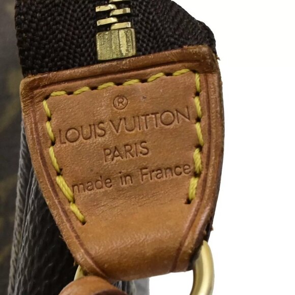 LOUIS VUITTON Pochette Accessoires Hand Bag Monogram Leather BN - Picture 2 of 15